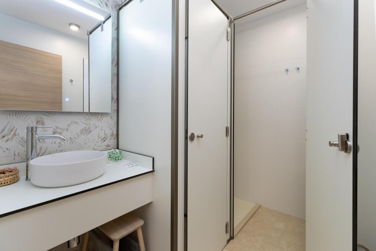 Travel Habitat La Marina Real Valência Exterior foto